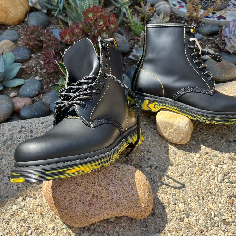 Dr. Martens Smooth Black Leather 1460 Marbled Sole Boots - Picture 9 of 16